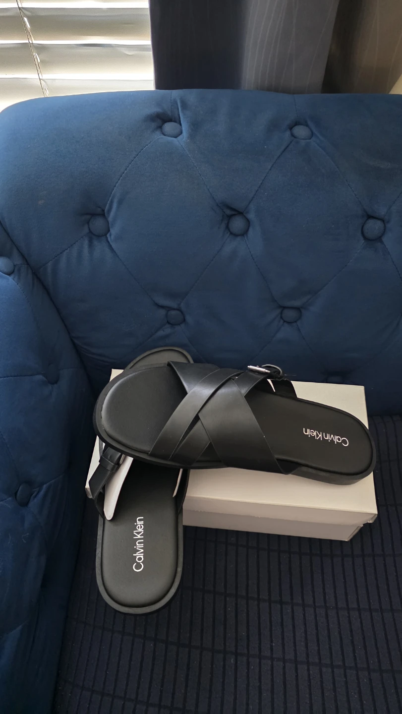 Calvin Klein Black Leather Criss-Cross Strap Sandals with Box - photo 4