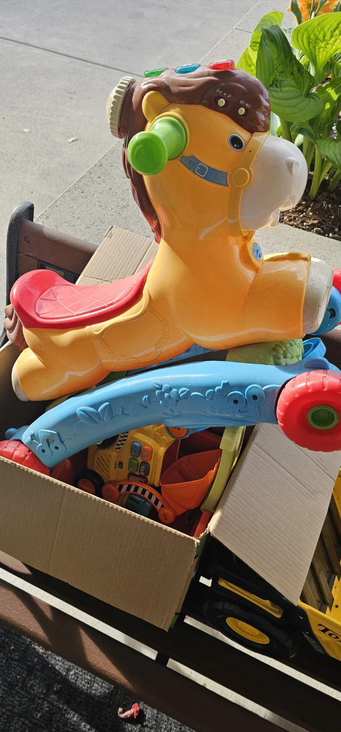Ride-on Horse and Tonka Truck Toy Set - photo 2