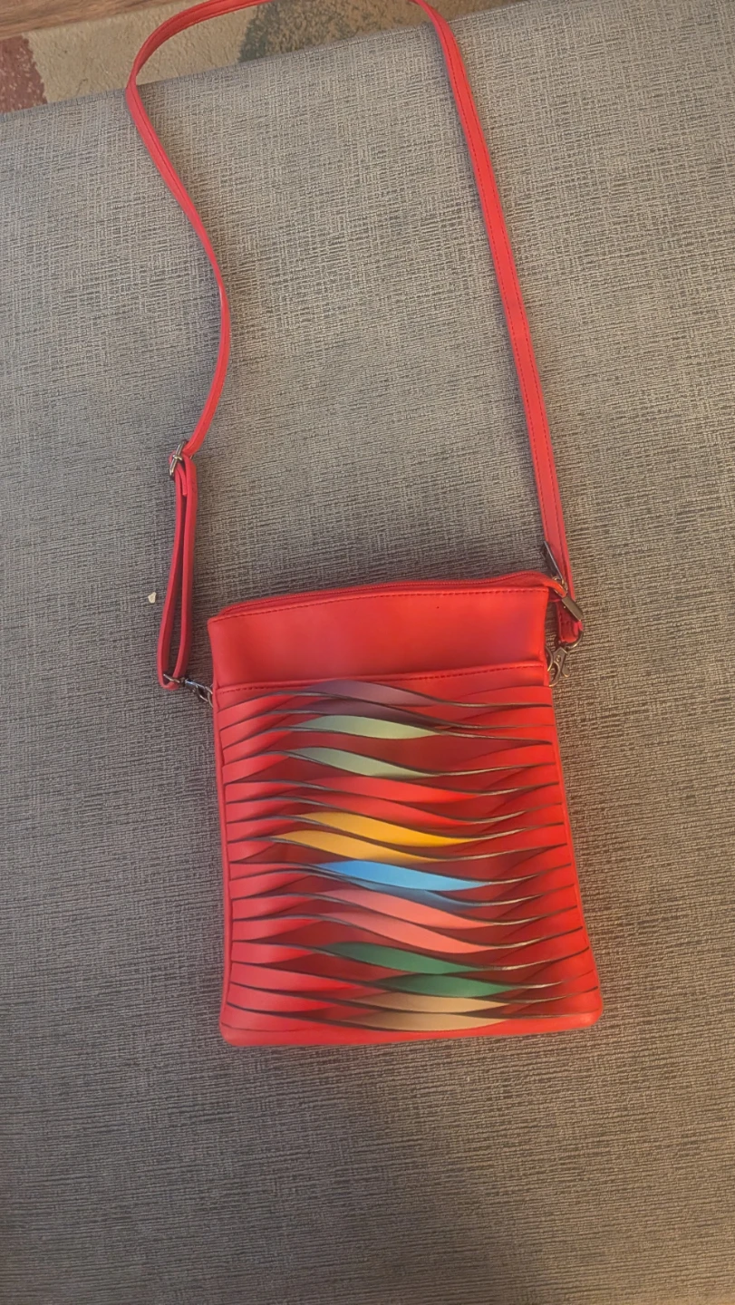 Rainbow Twist purse pick up in st Albert - photo 2