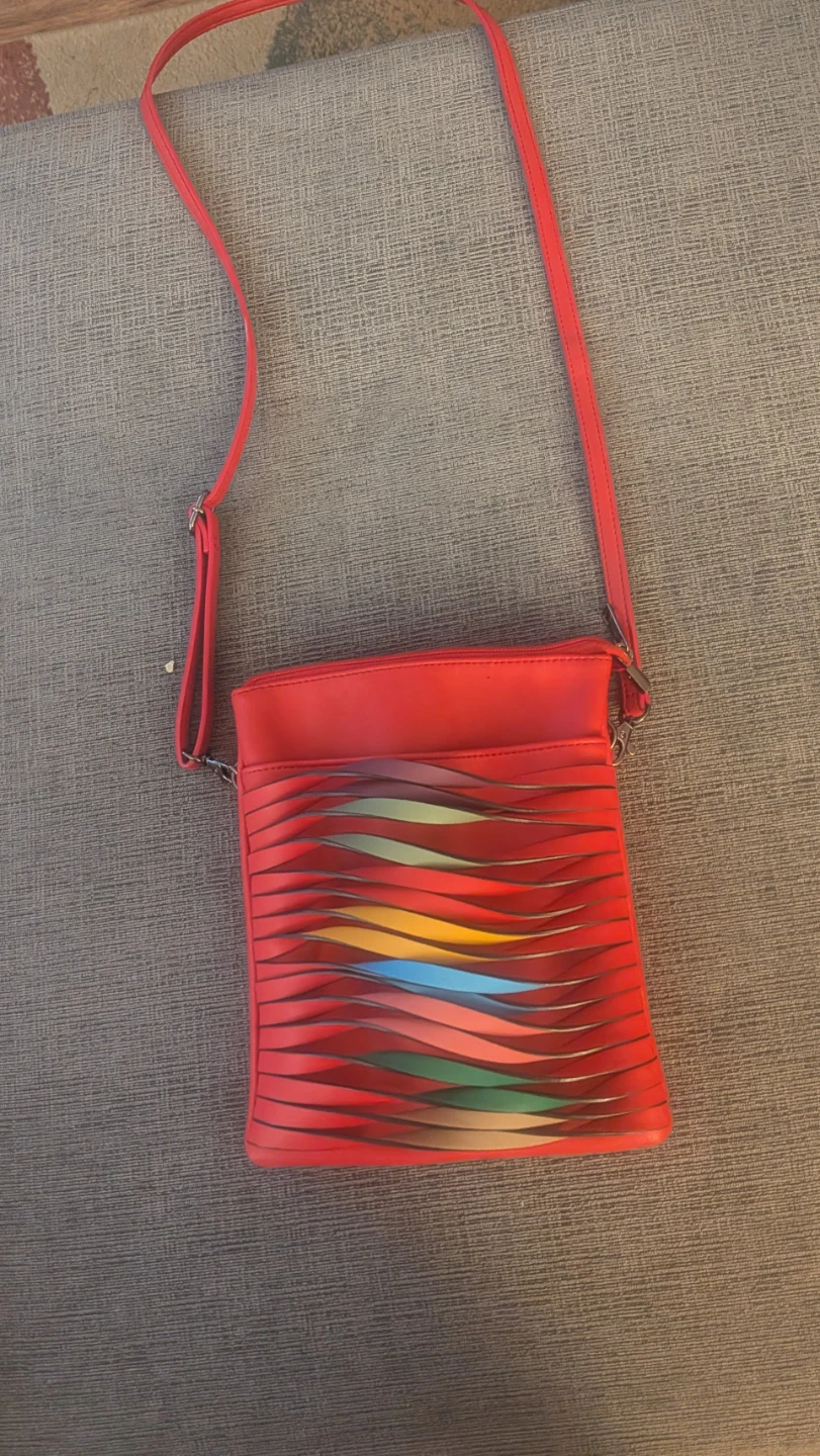 Rainbow Twist purse pick up in st Albert - photo 3