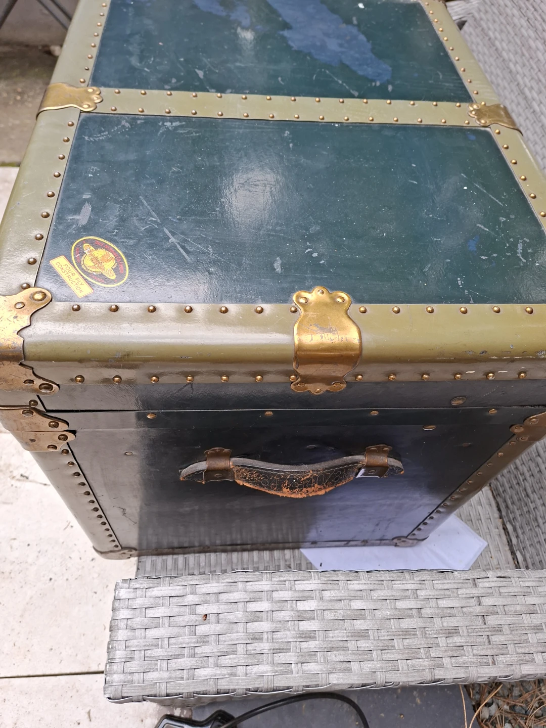 McBrine Co. Limited Vintage Four Ply Construction Steamer Trunk - photo 5