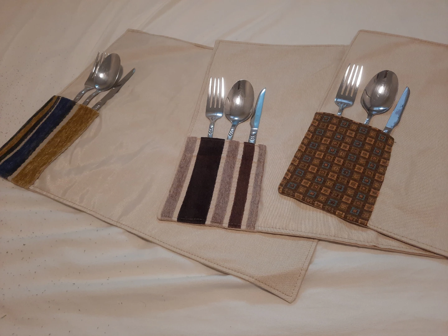 Placemats with Cutlery Pockets - - photo 5