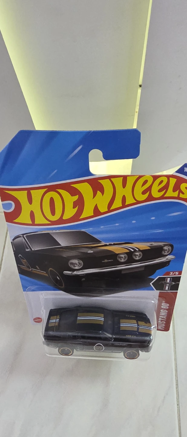 Hot Wheels 1965 Ford Mustang 2+2 Fastback - photo 2