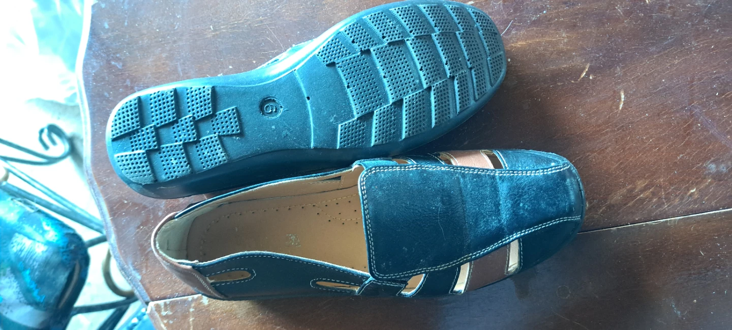 Men's Sandals Size 6 or 36-37 - photo 2