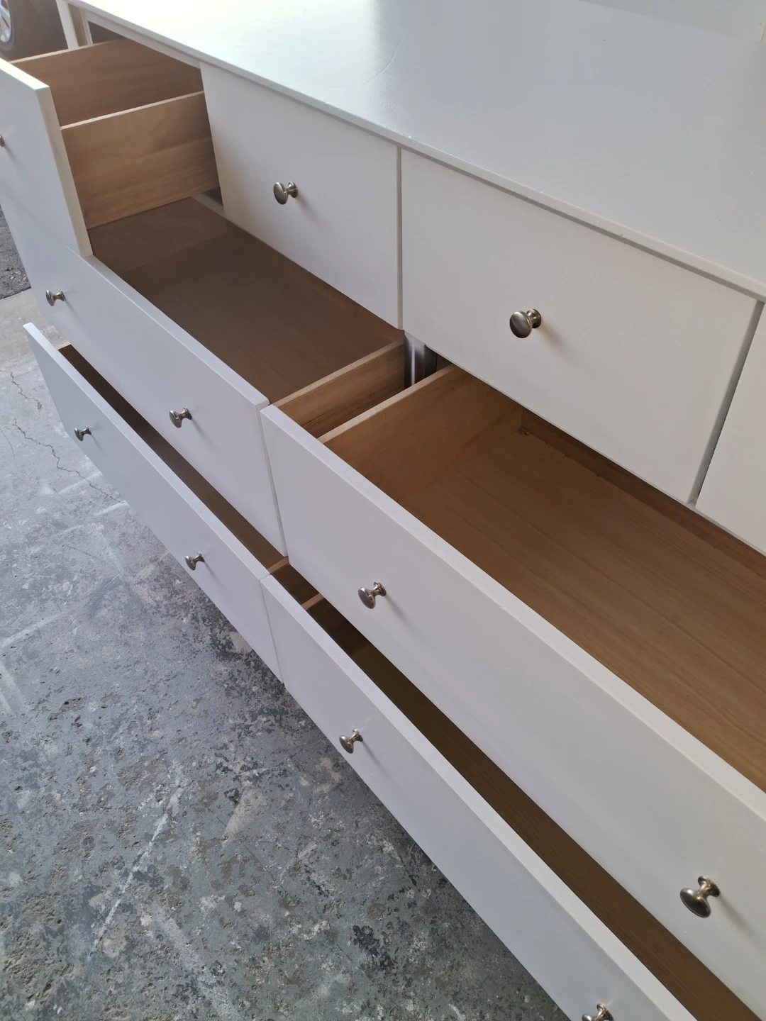 White 7-Drawer Dresser - photo 4