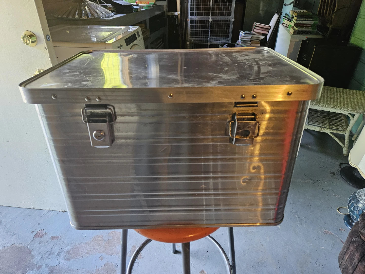 Vintage Aluminum Cooler Box - photo 2