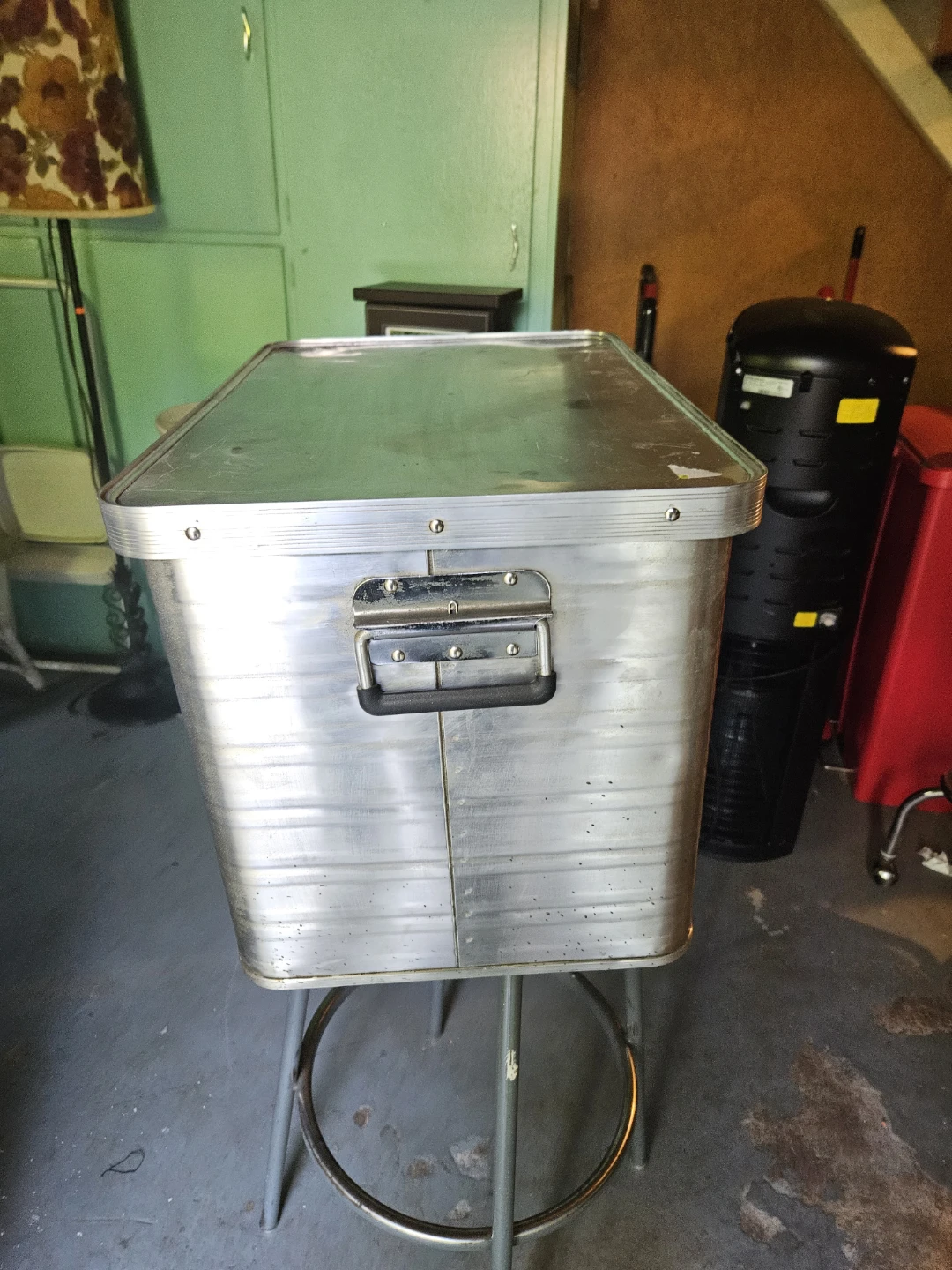 Vintage Aluminum Cooler Box - photo 3