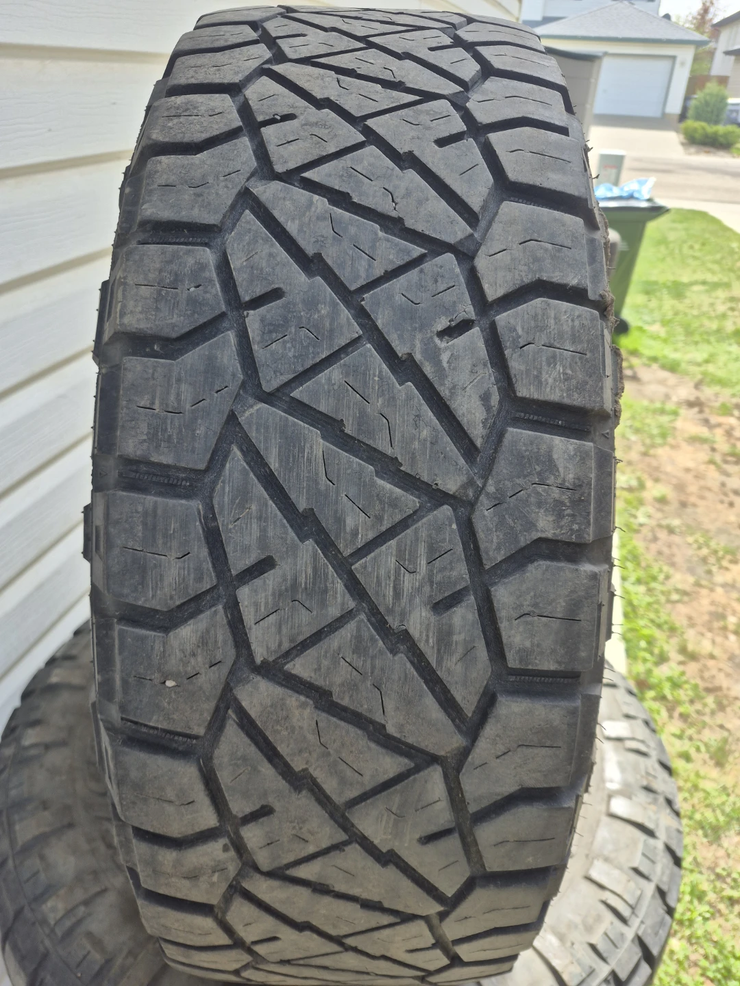BFGoodrich All-Terrain T/A KO2 LT285/70R18 Tires