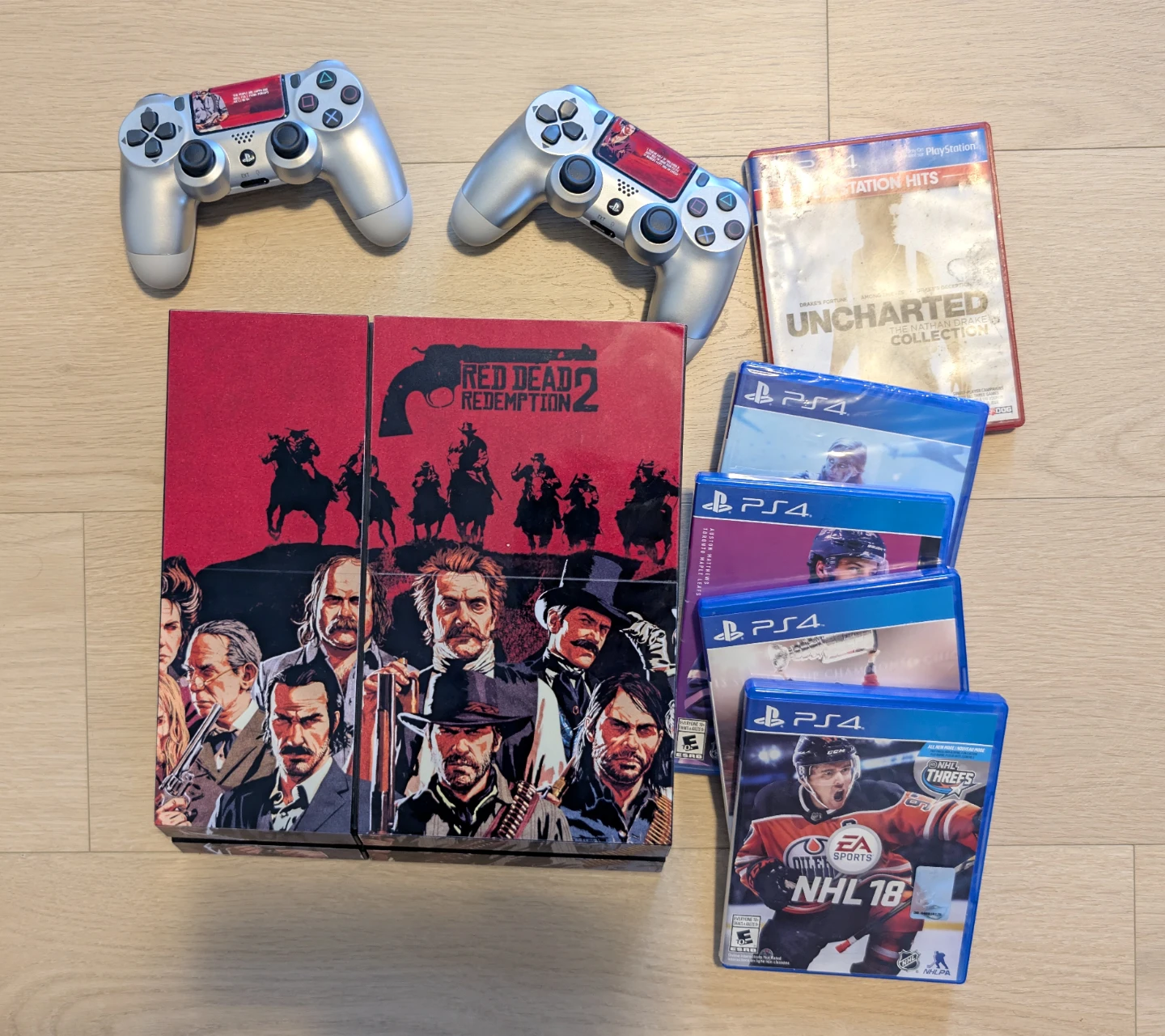 Ps4 Bundle with Games (Rdr 2 Custom Skin)