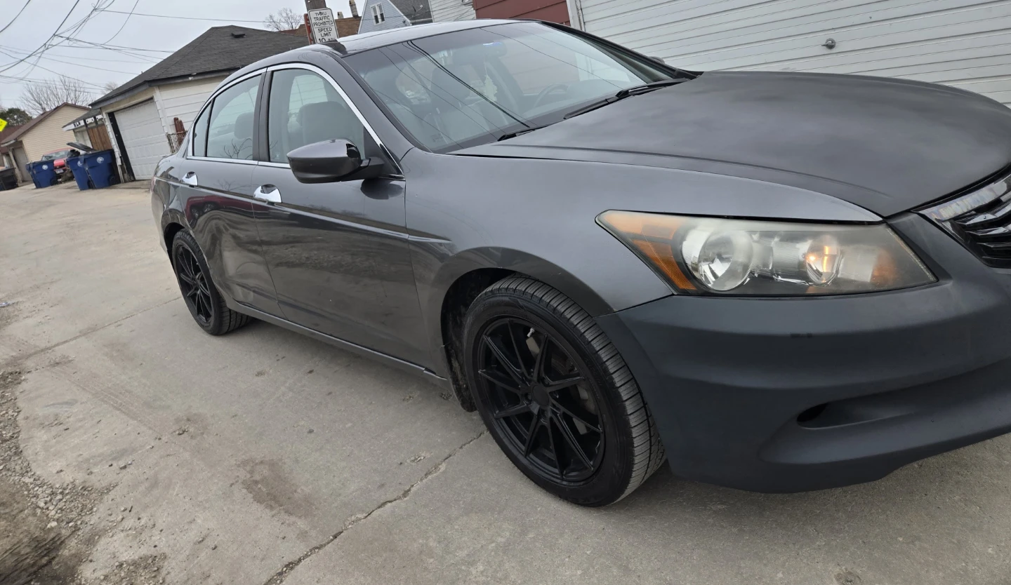 Honda Accord Sedan - photo 3