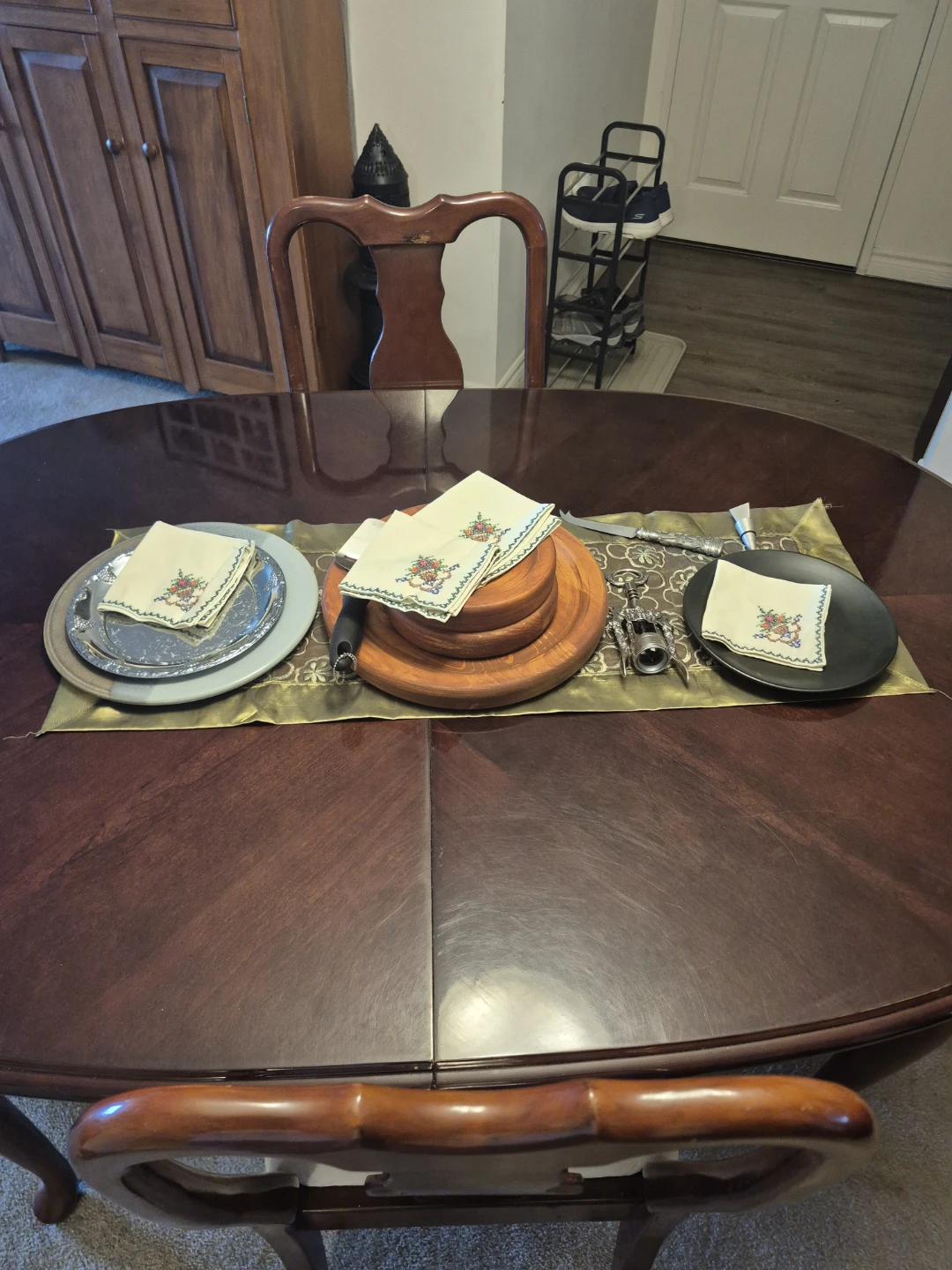 15 Piece Wine and Cheese Party Serving Set