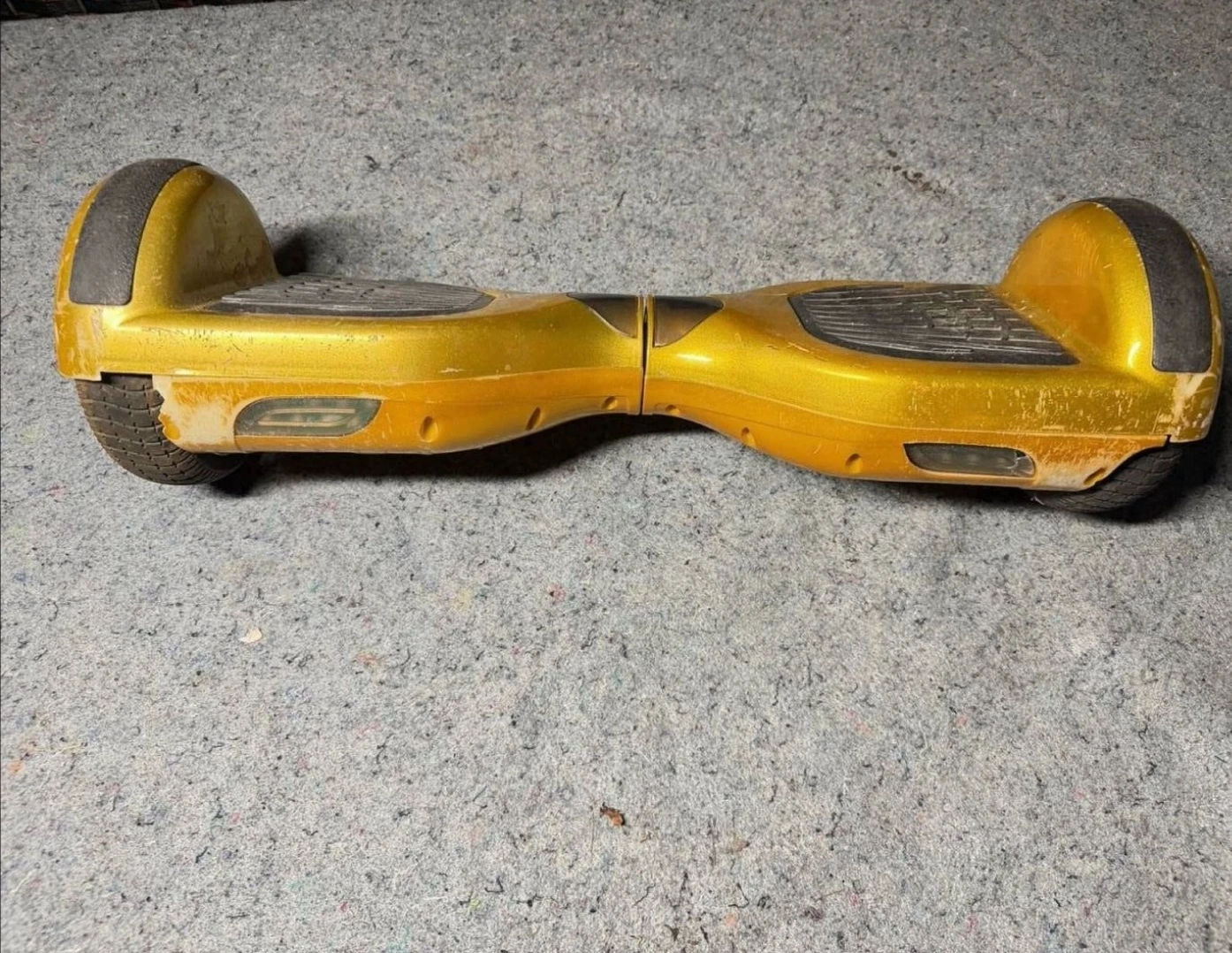 Classic Gold 6.5" Hoverboard – Bluetooth & LED Lights