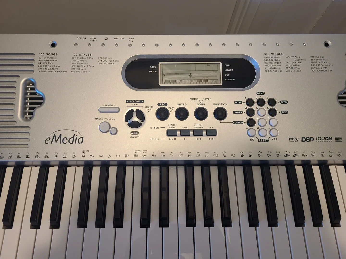 eMedia MS 511 DSP Touch Electronic Keyboard - photo 2
