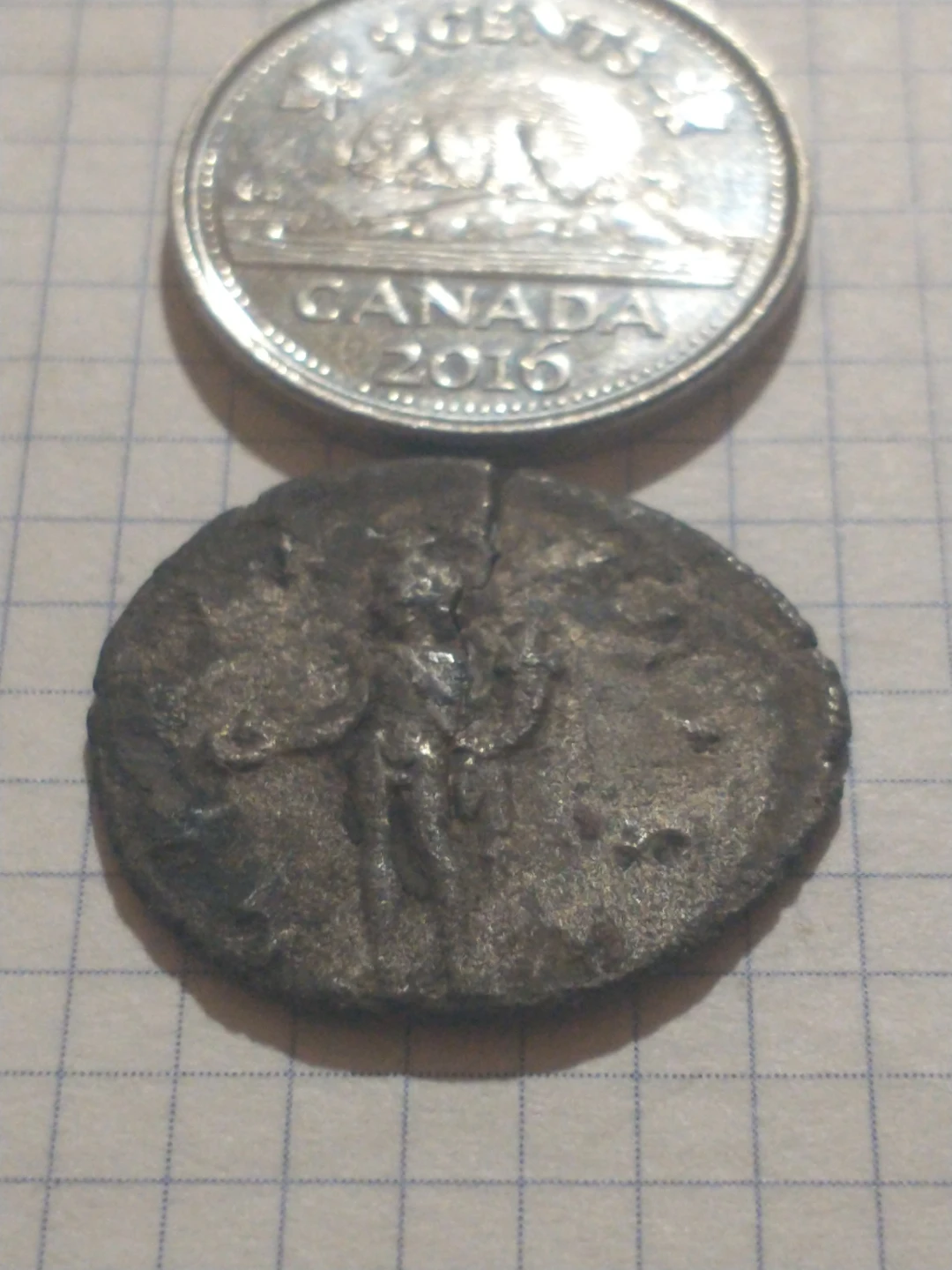 Lovely circa 3rd century Ancient Roman silver coin - photo 3