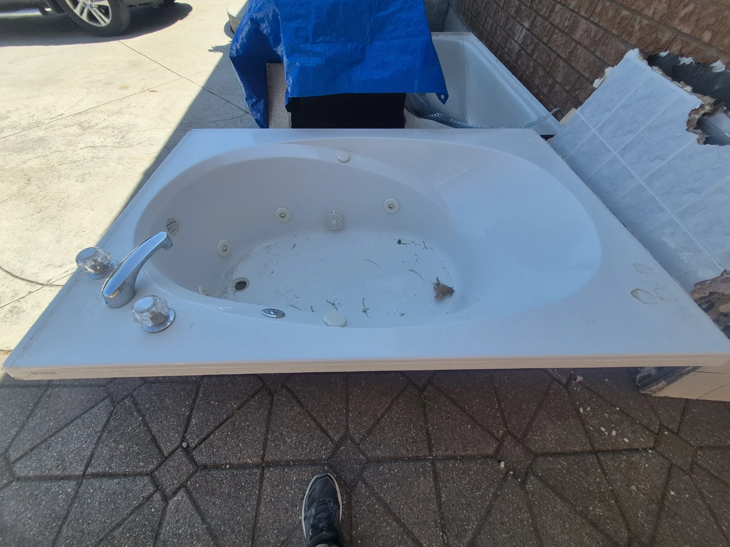 Bathtub 2 bathtubs and variety marble top