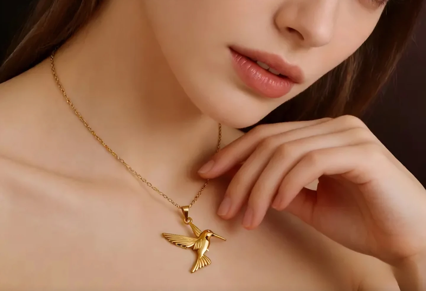 Golden Hummingbird Necklac. *Brand New* - photo 3