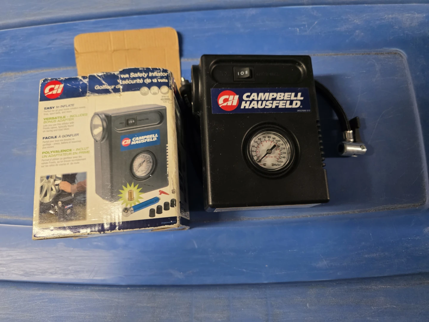 Campbell Hausfeld 12V Safety Inflator with Flashlight