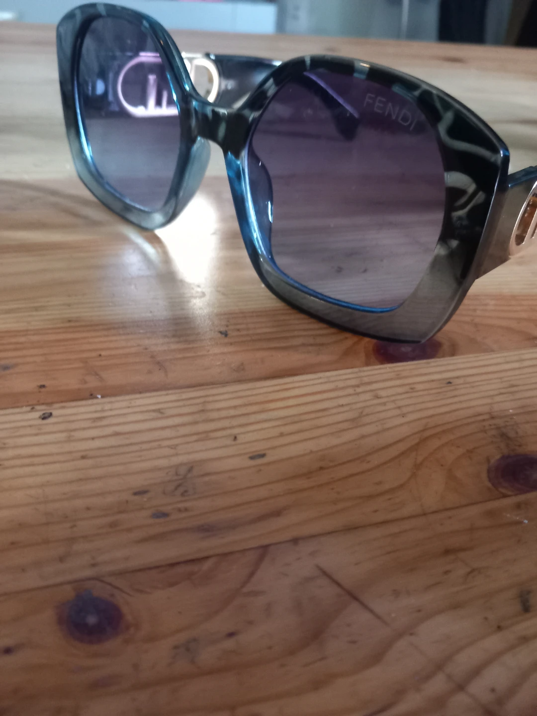 Fendi O'Lock Oversized Sunglasses - photo 2