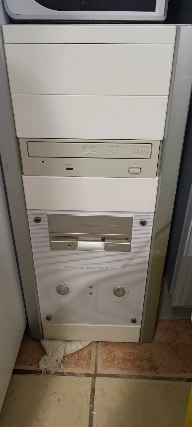 Classic Digital Multimedia Floppy Drive and DVD RW Drive