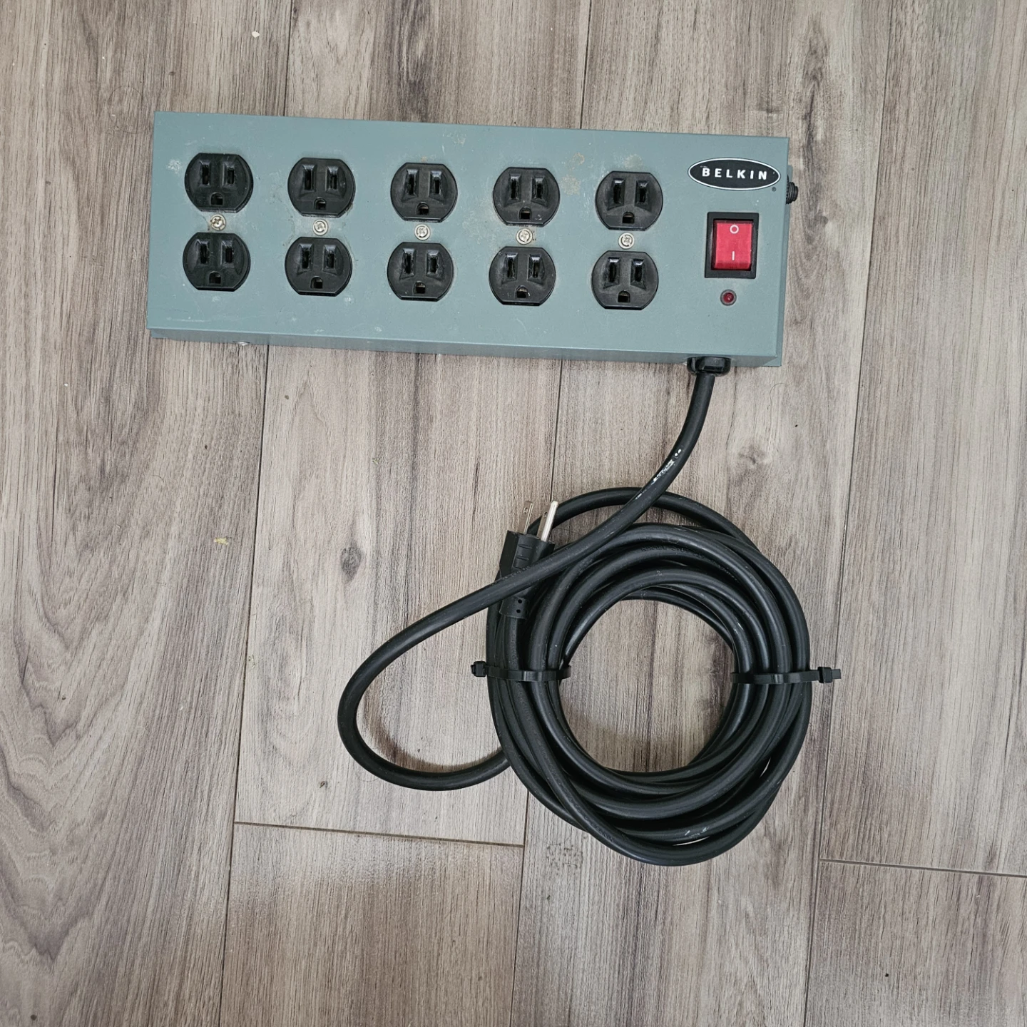 Belkin 10 Outlet Surge Protector Power Bar