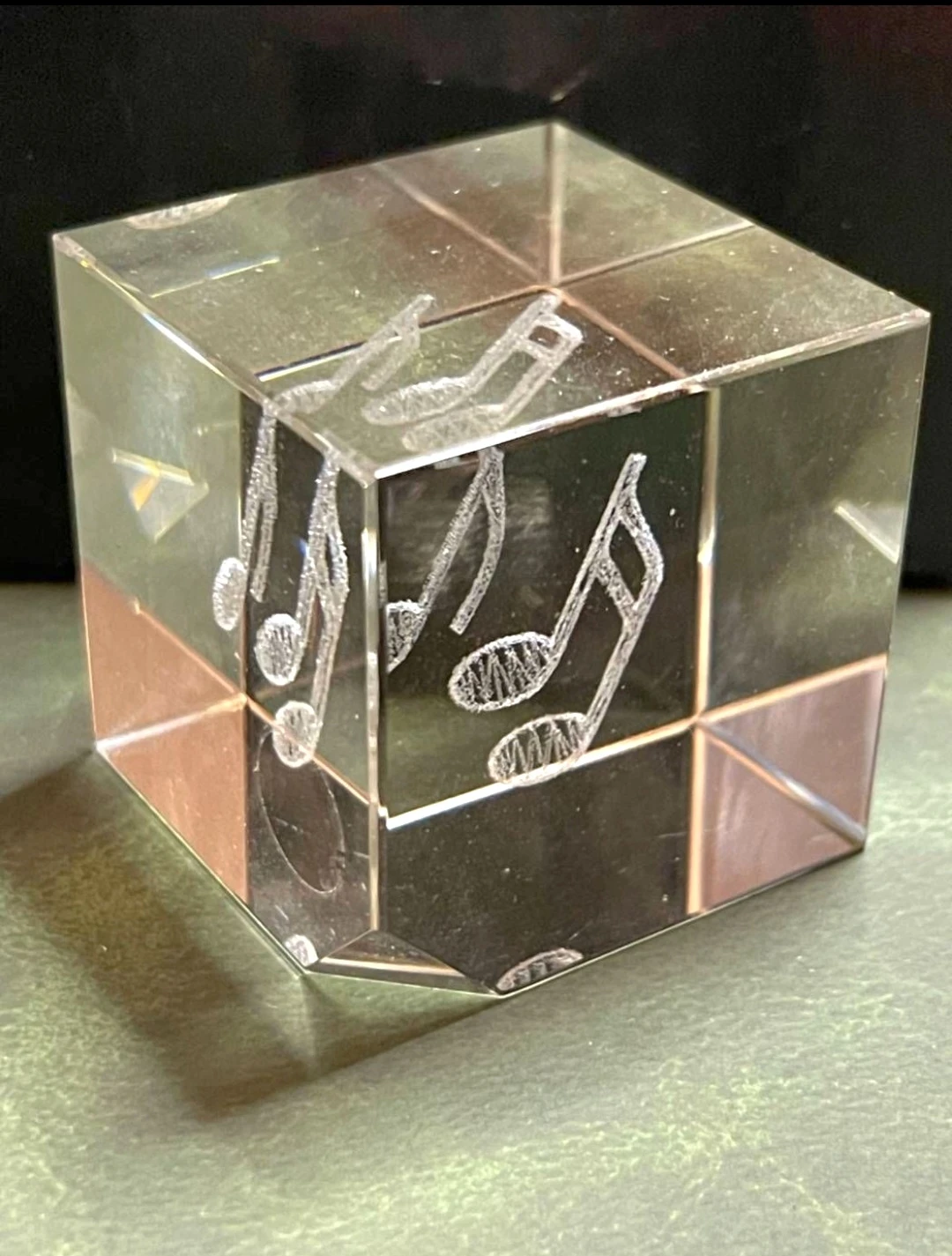 Camry Quartz Clock with Music Box and Crystal Cube - photo 4