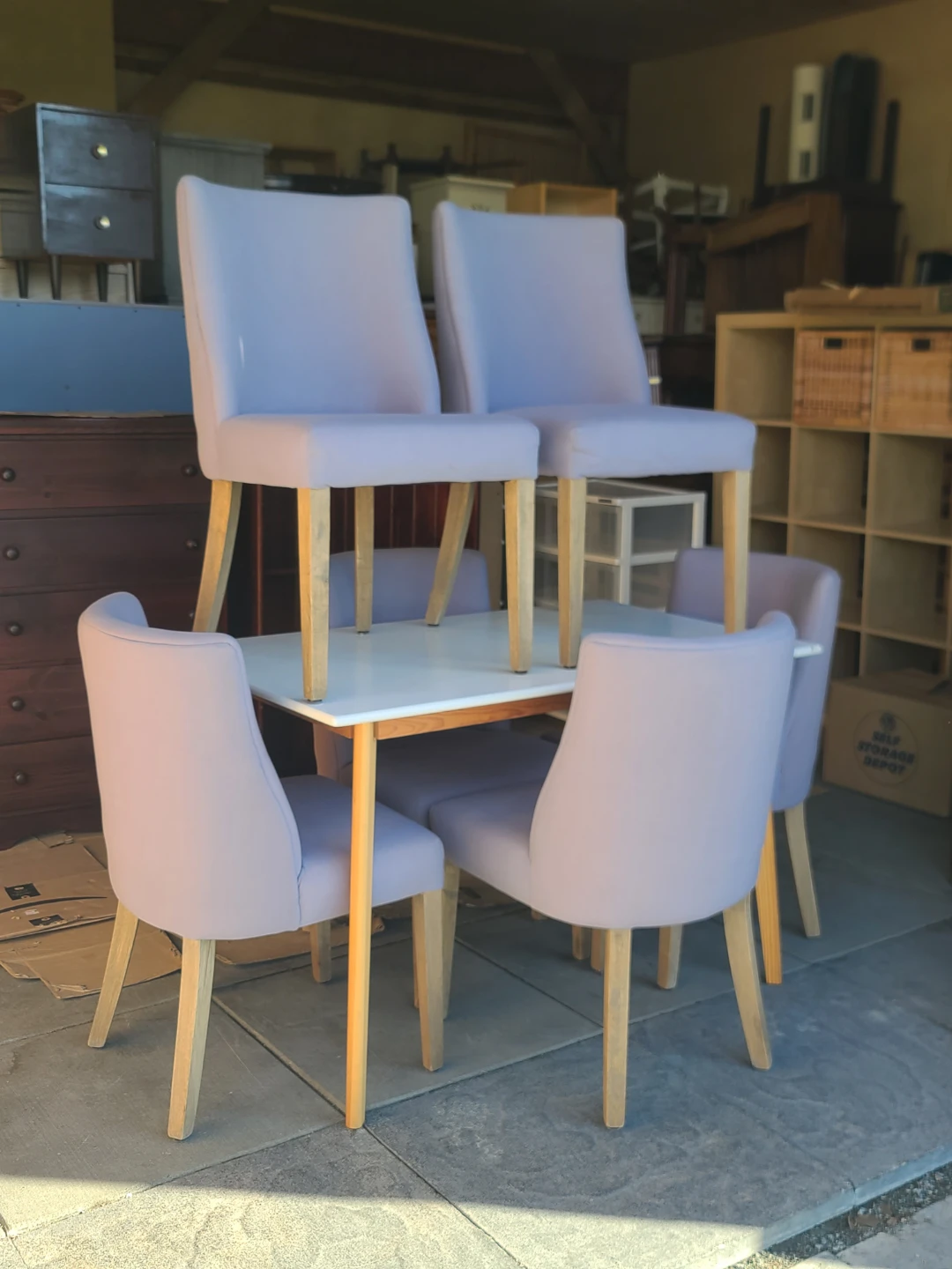 Dining Table and 6 Chairs Set