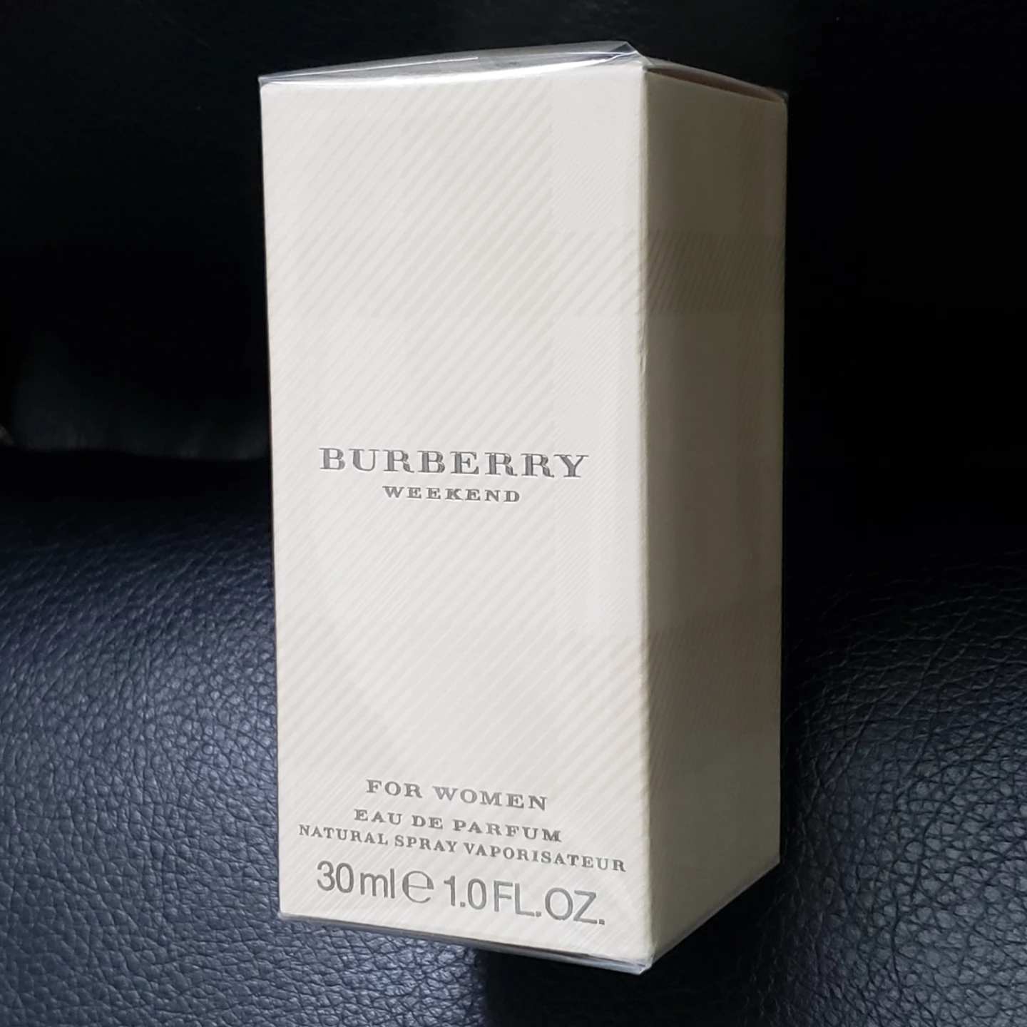 Brand new Burberry Weekend 30ml women original de parfum sale - photo 4