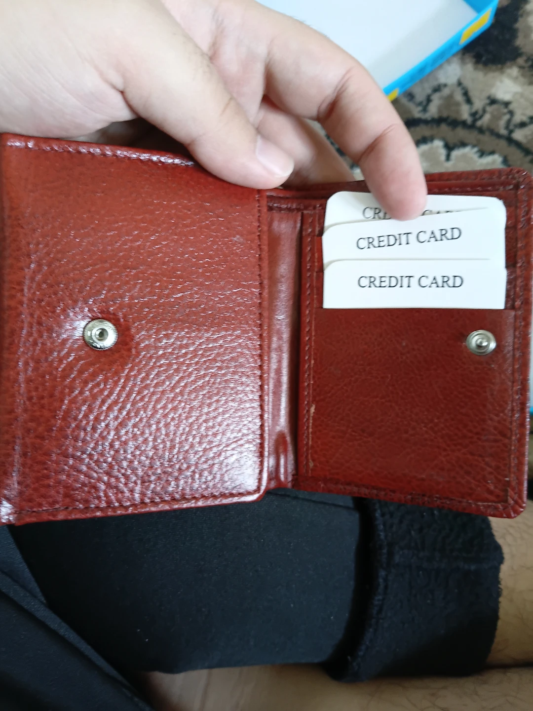 Genuine Leather Bi-Fold Wallet with Multiple Card Slots - photo 4
