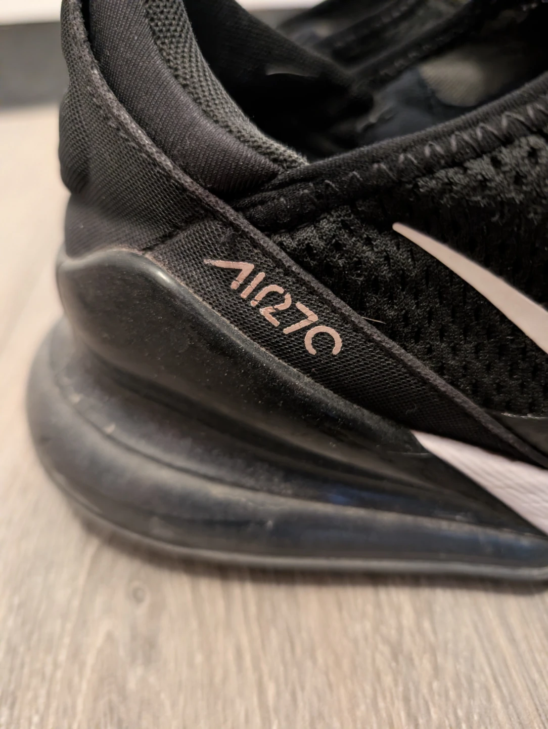 Nike Air Max 270 Black Running Shoes - photo 2