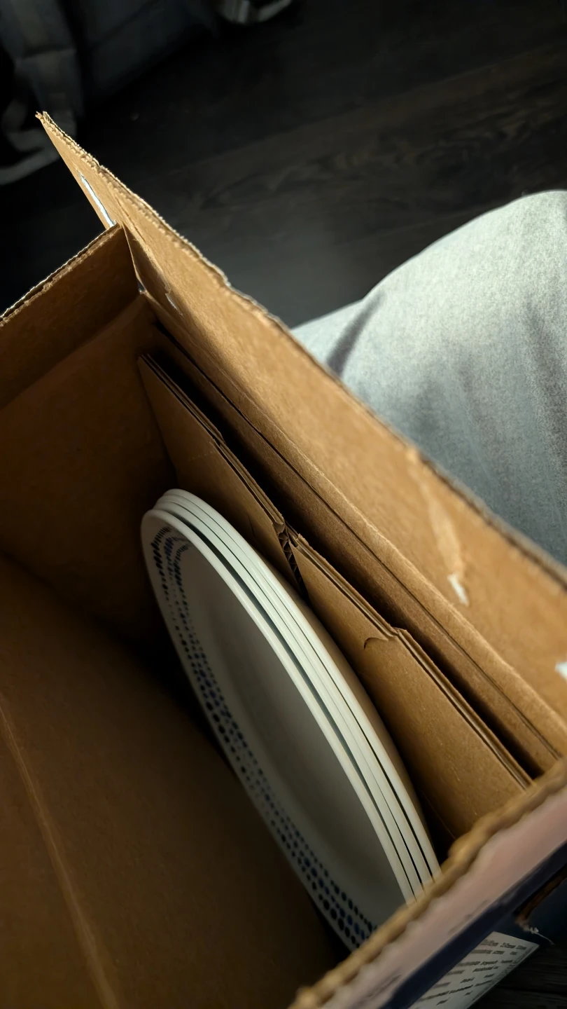 Kitchen Starter Bundle: Plates, Glasses & Toaster! - photo 2