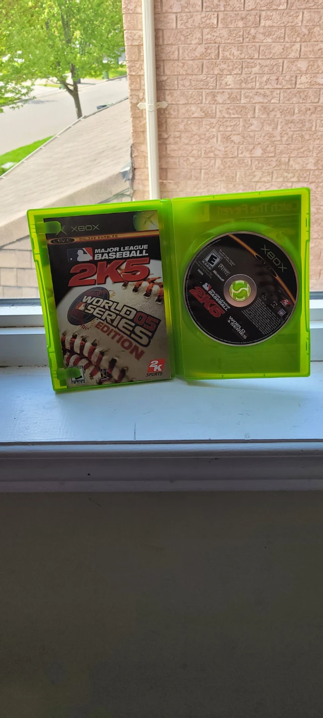 Xbox Major League Baseball 2K5 World Series Edition Game - photo 2