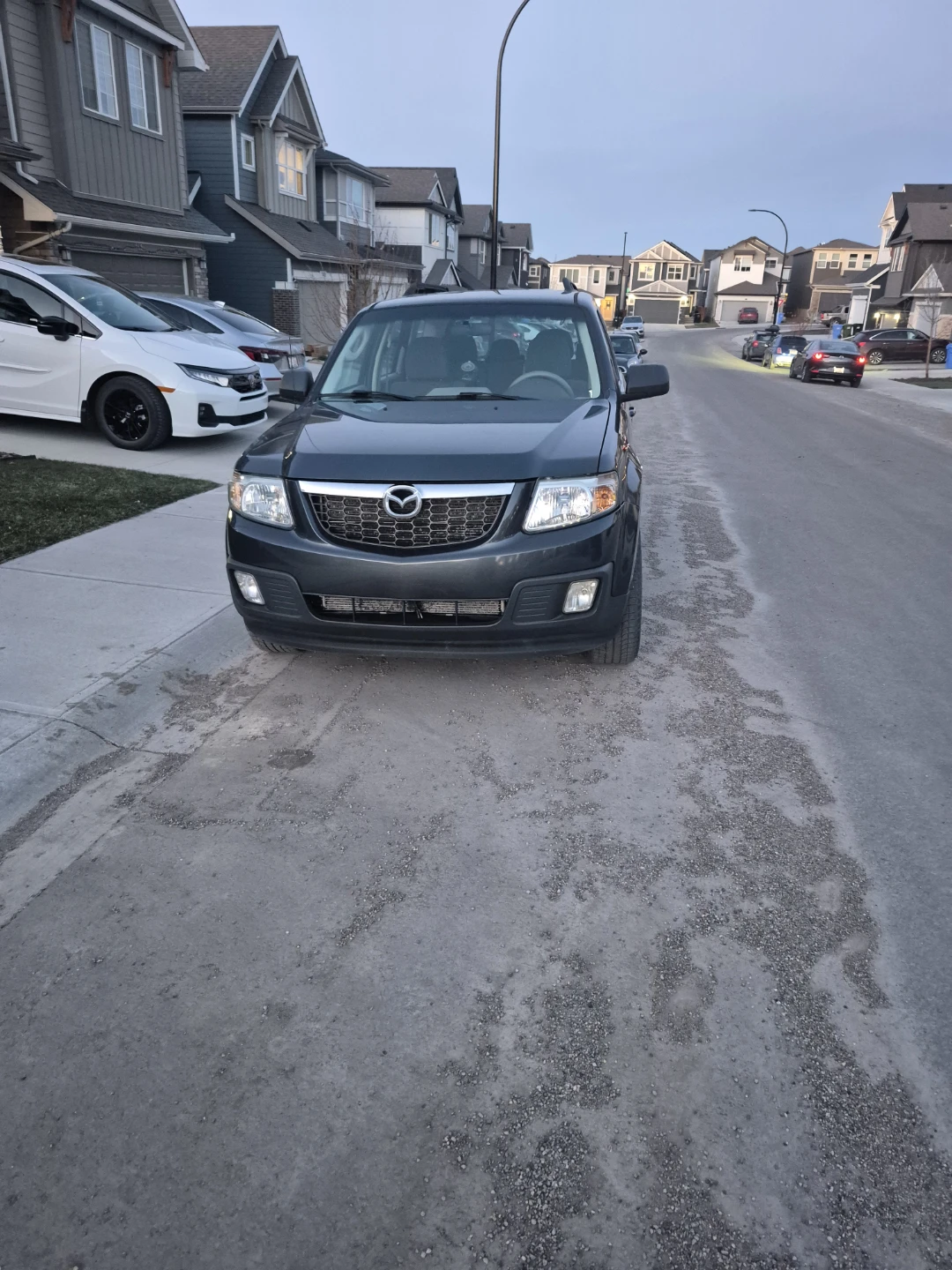 Mazda Tribute SUV - photo 4