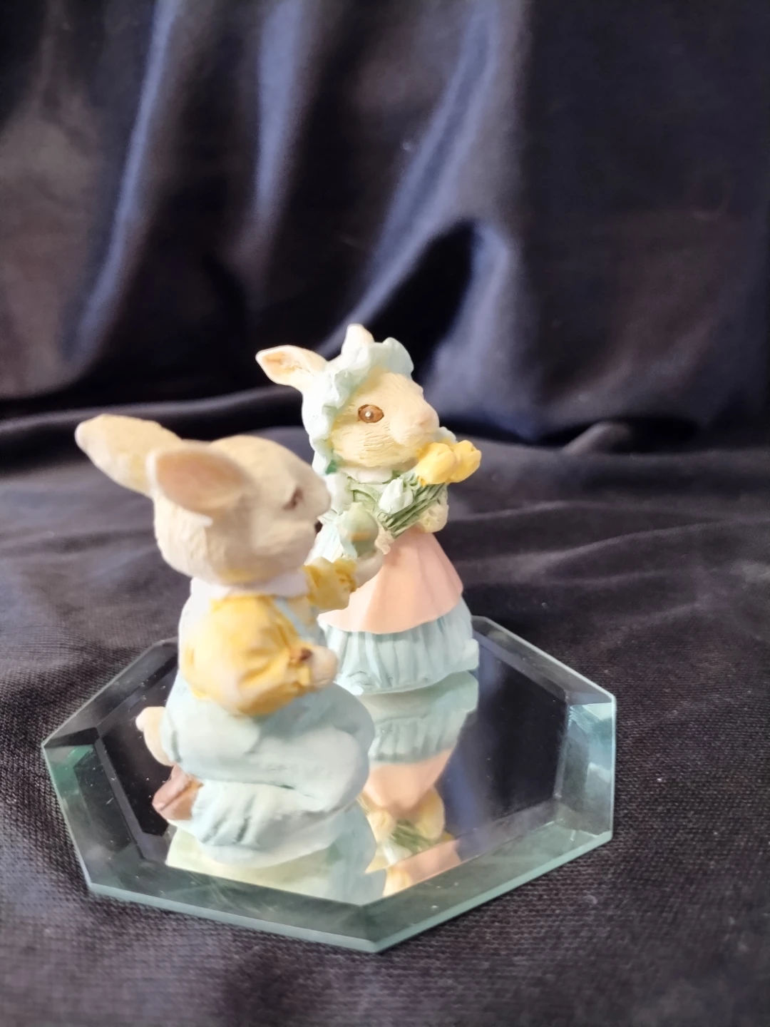 Easter Bunny Figurines with Flowers and Egg - photo 2