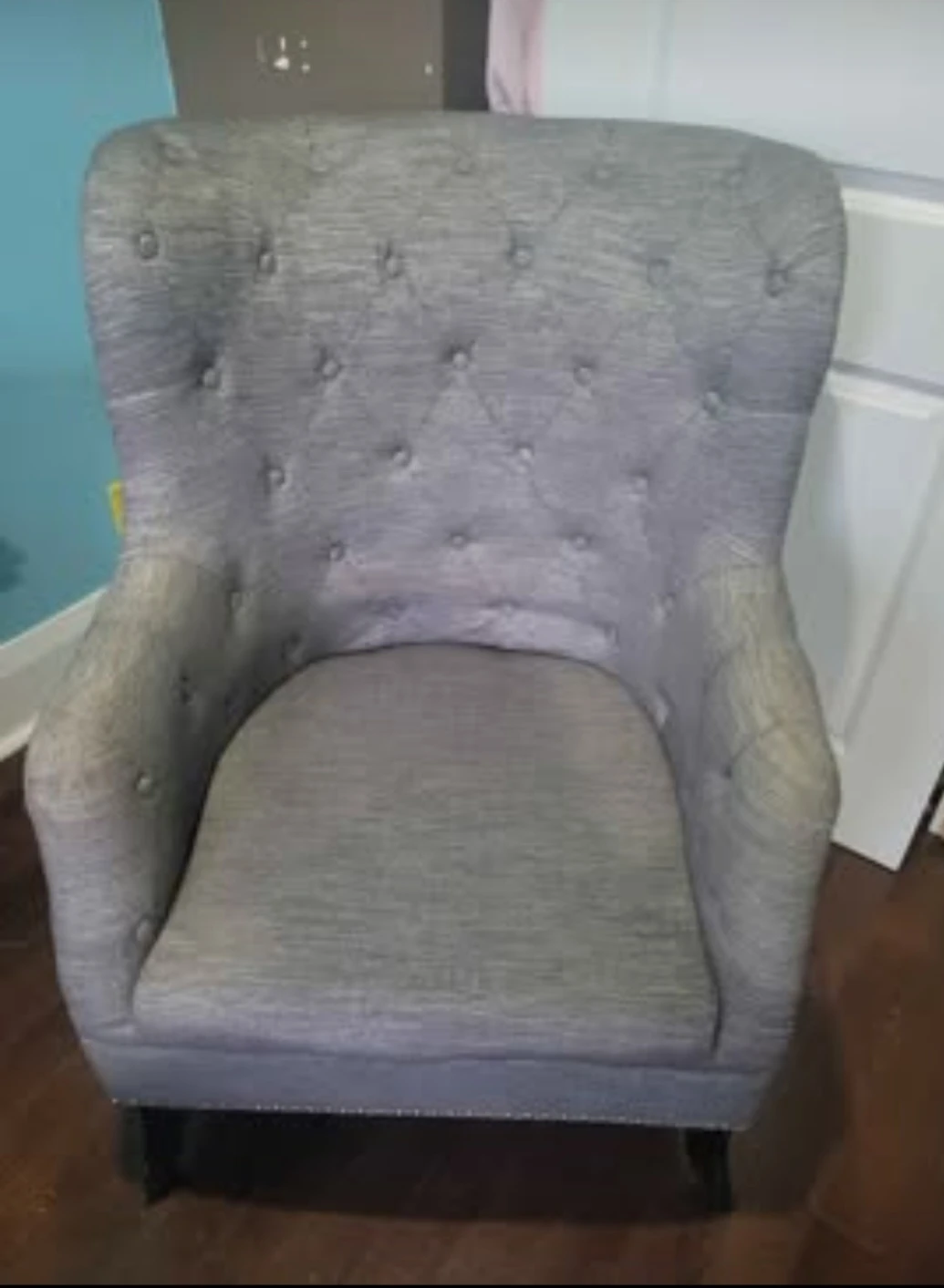 Accent armchair