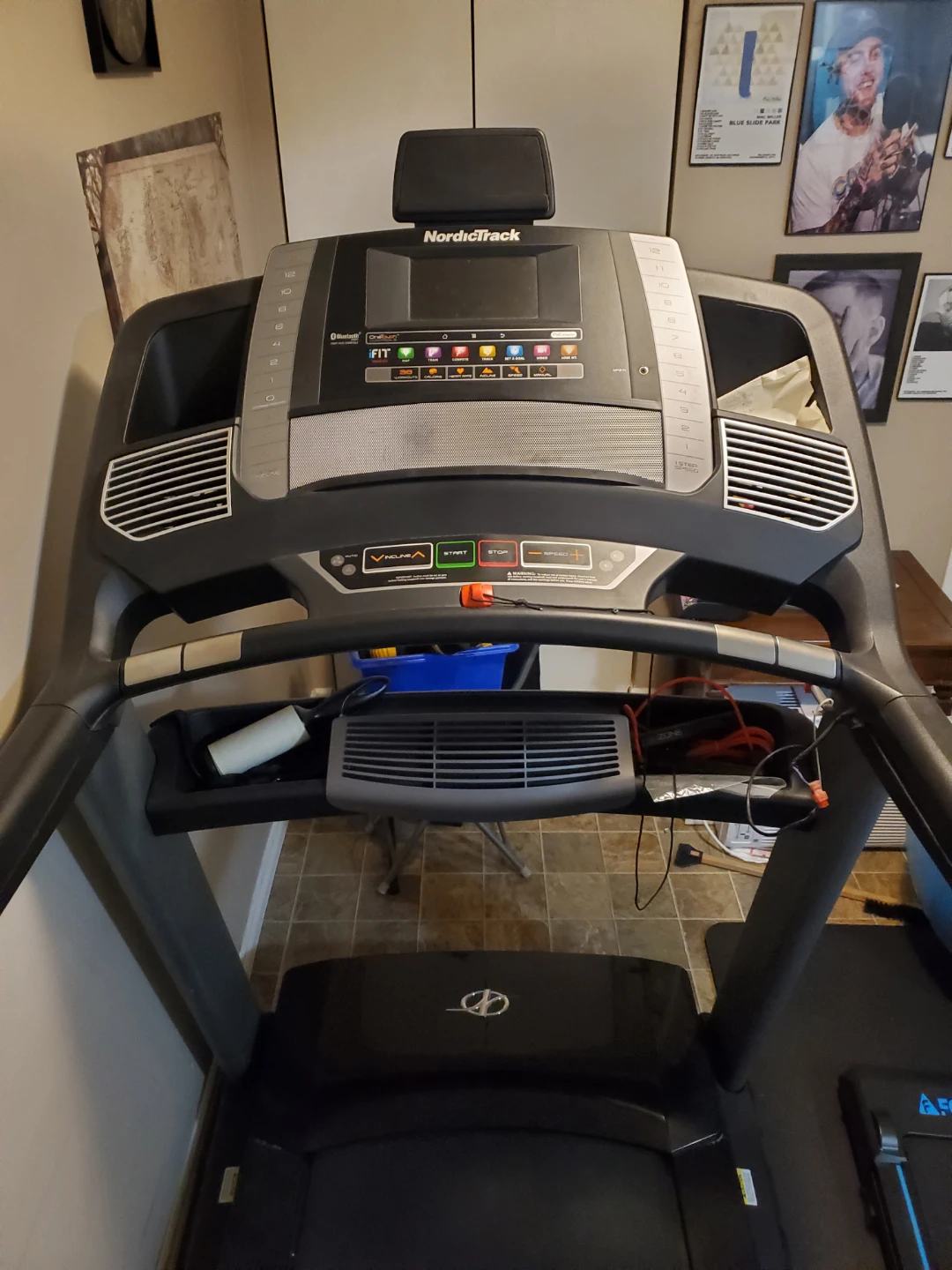 NordicTrack Commercial 1750 Treadmill - photo 3