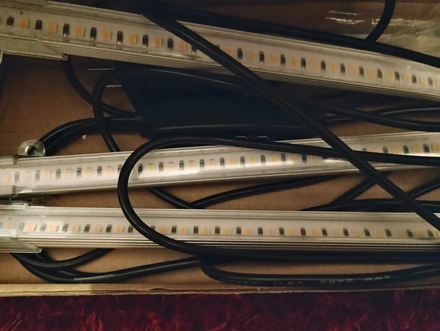LED Plant Grow Light 3 Strips - photo 3