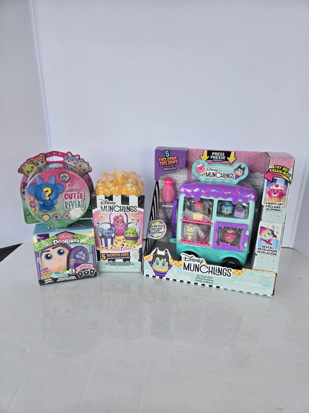 Brand new munchlings disney playset