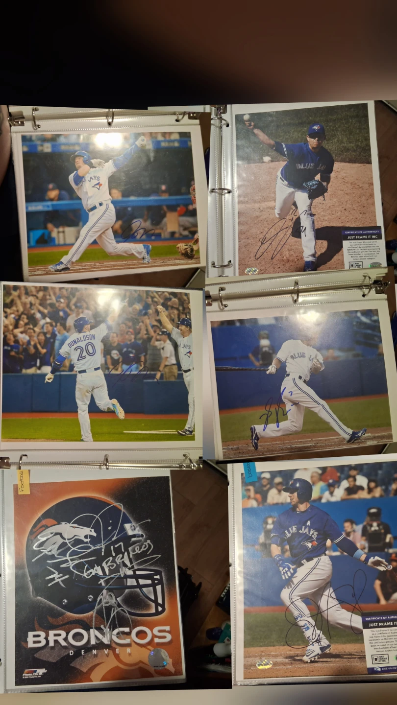 Lot of 12 Signed Sports Photos - Baseball, Hockey, Football - photo 3