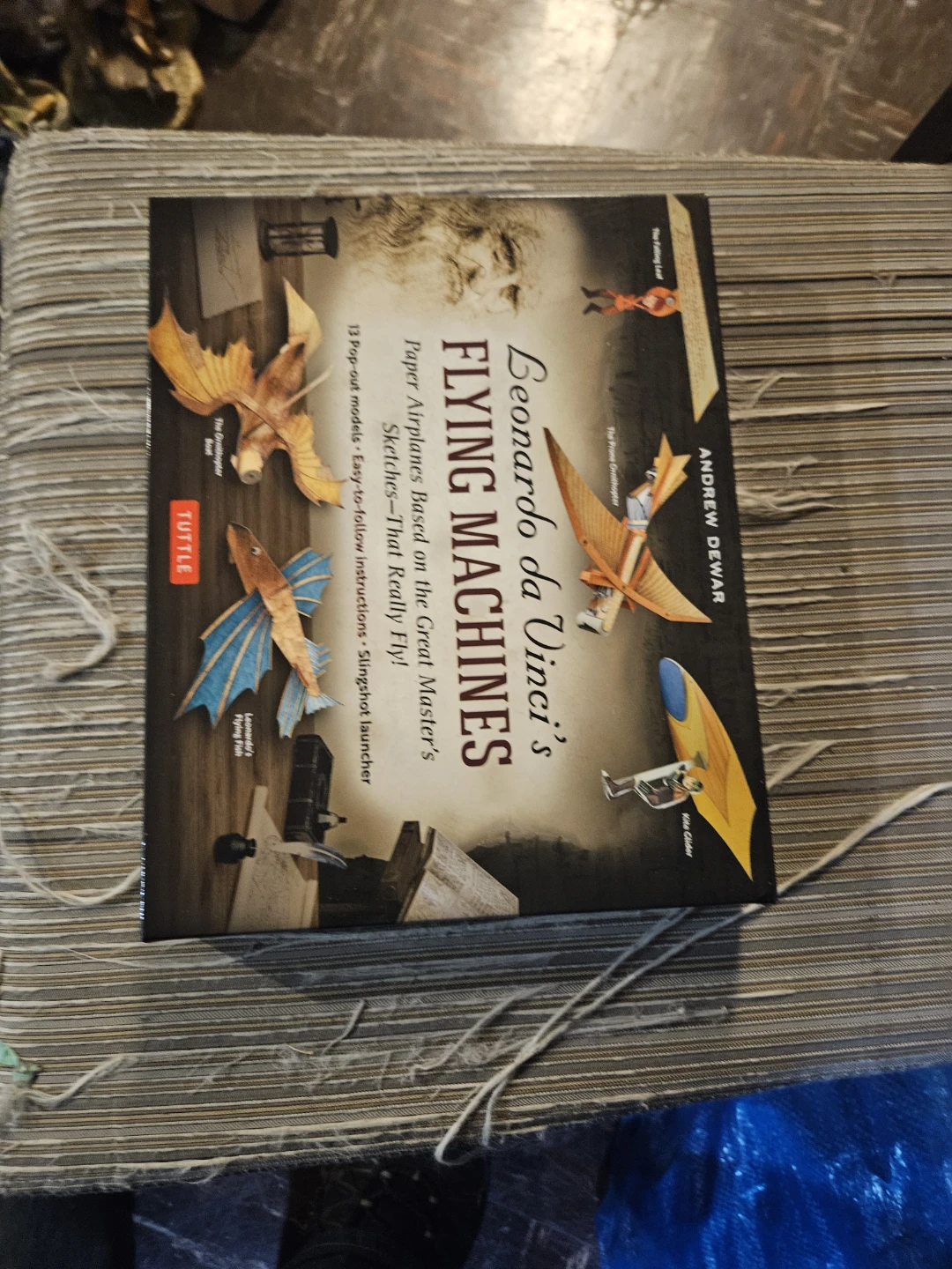 Leonardo da Vinci's Flying Machines Paper Airplanes Kit - photo 2