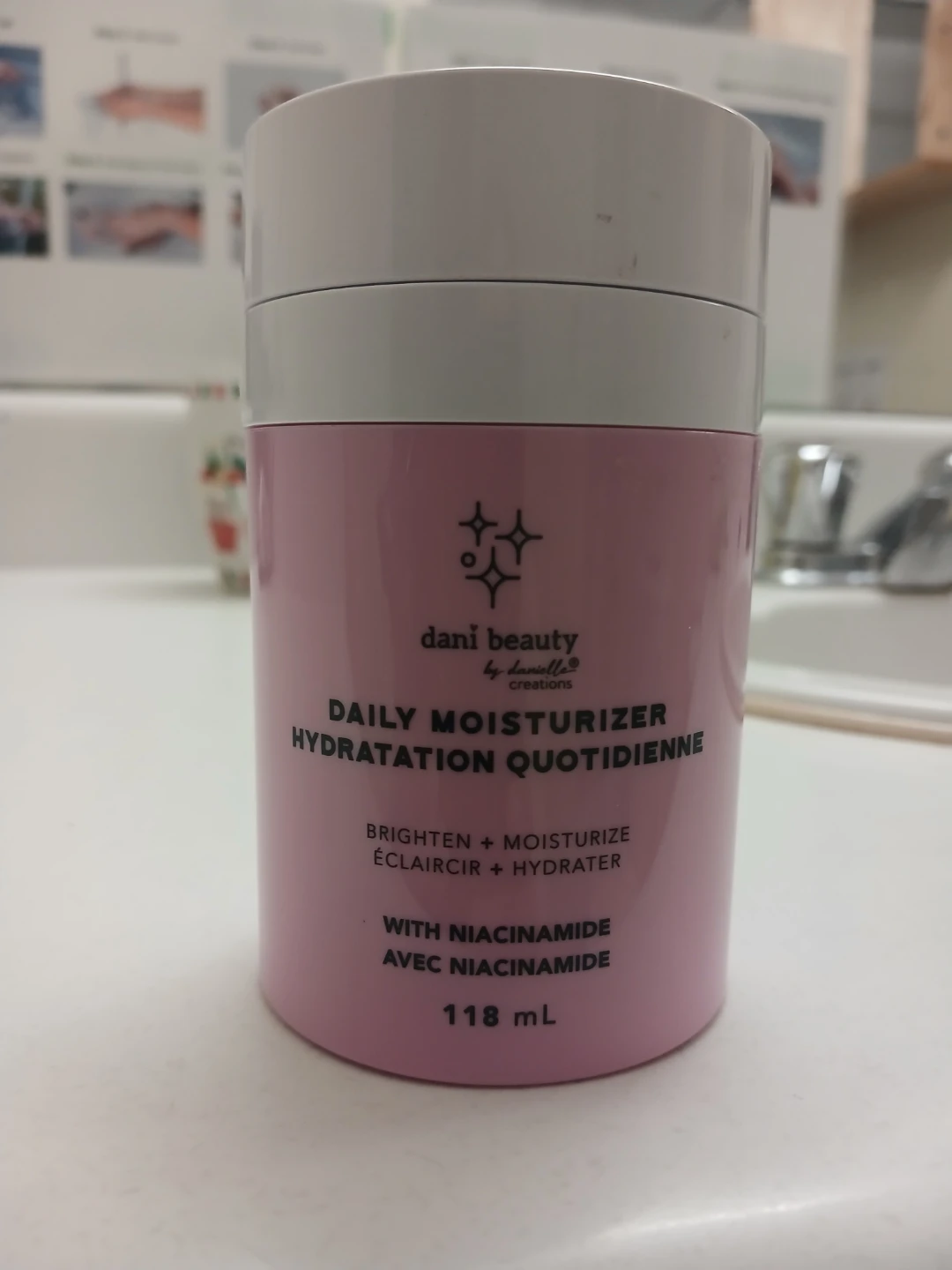 Dani Beauty Daily Moisturizer with Niacinamide 118 mL