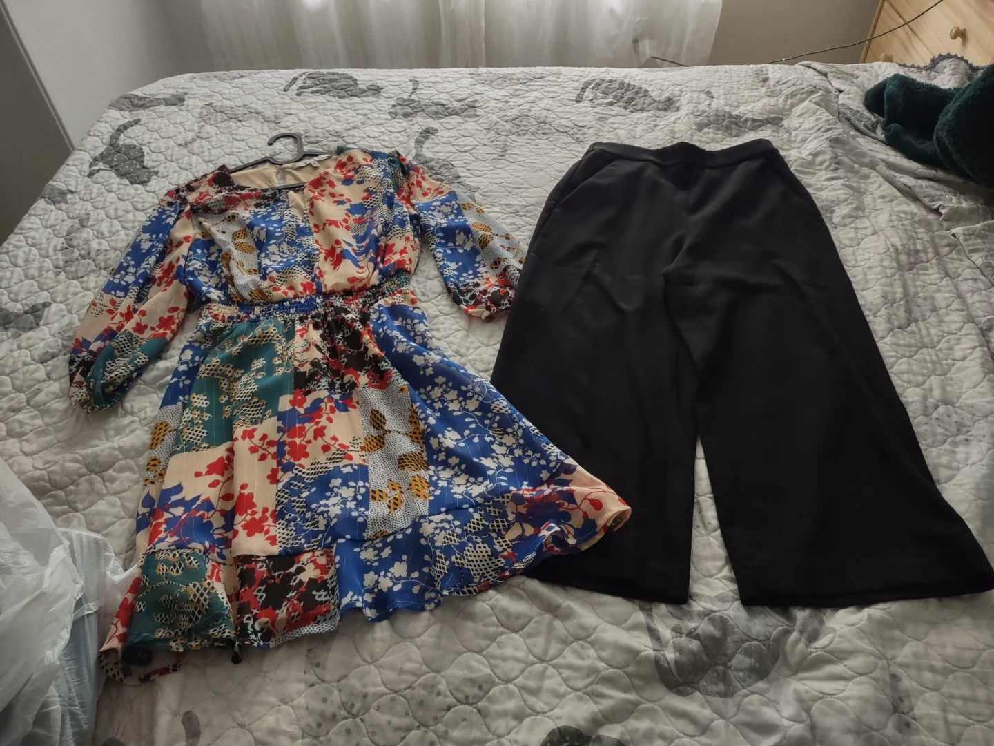 Bag of women's clothes size small - photo 3