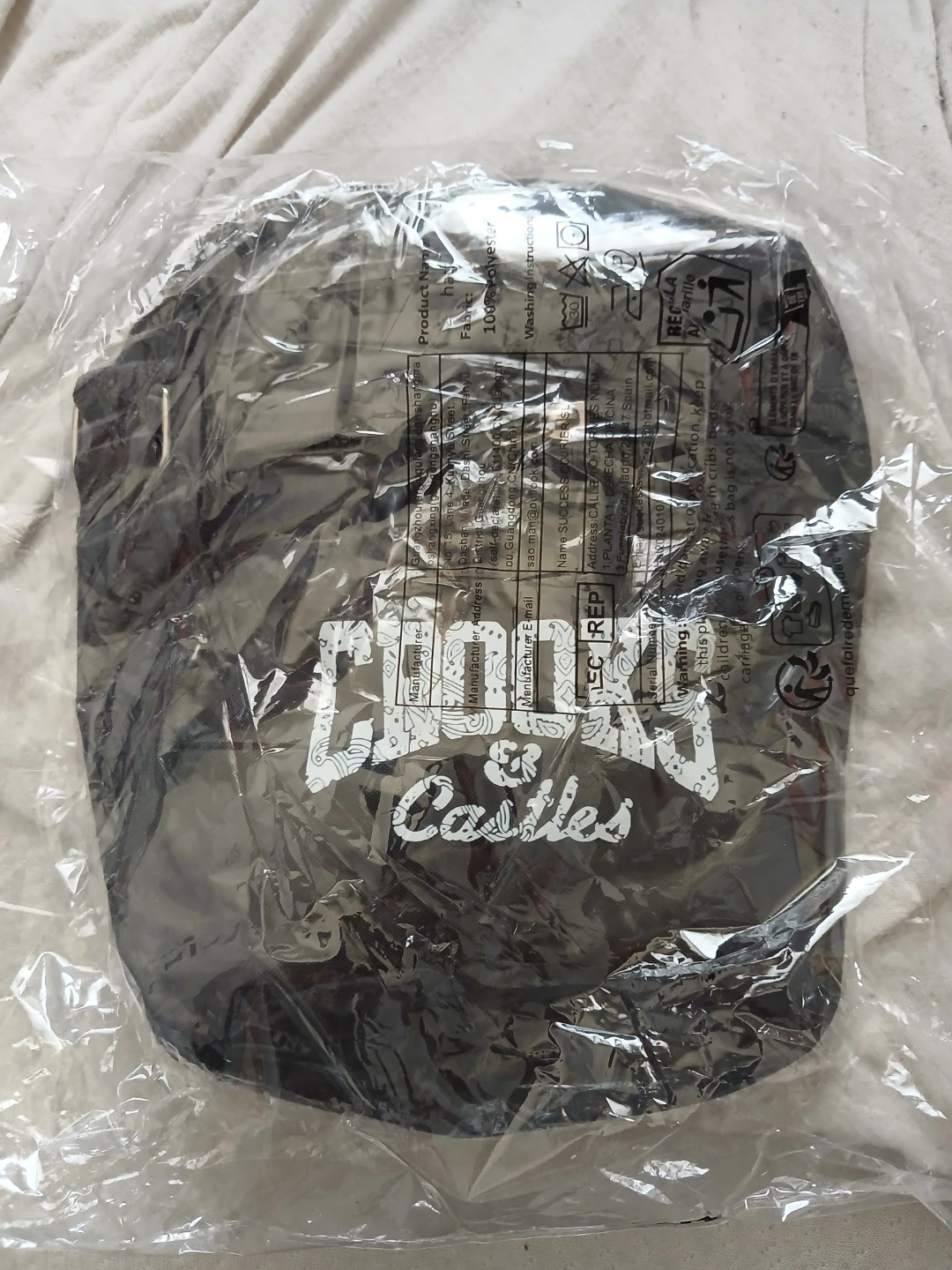 Crooks & Castles White Duck Bill Hat & Black Crossbody Bag - photo 5
