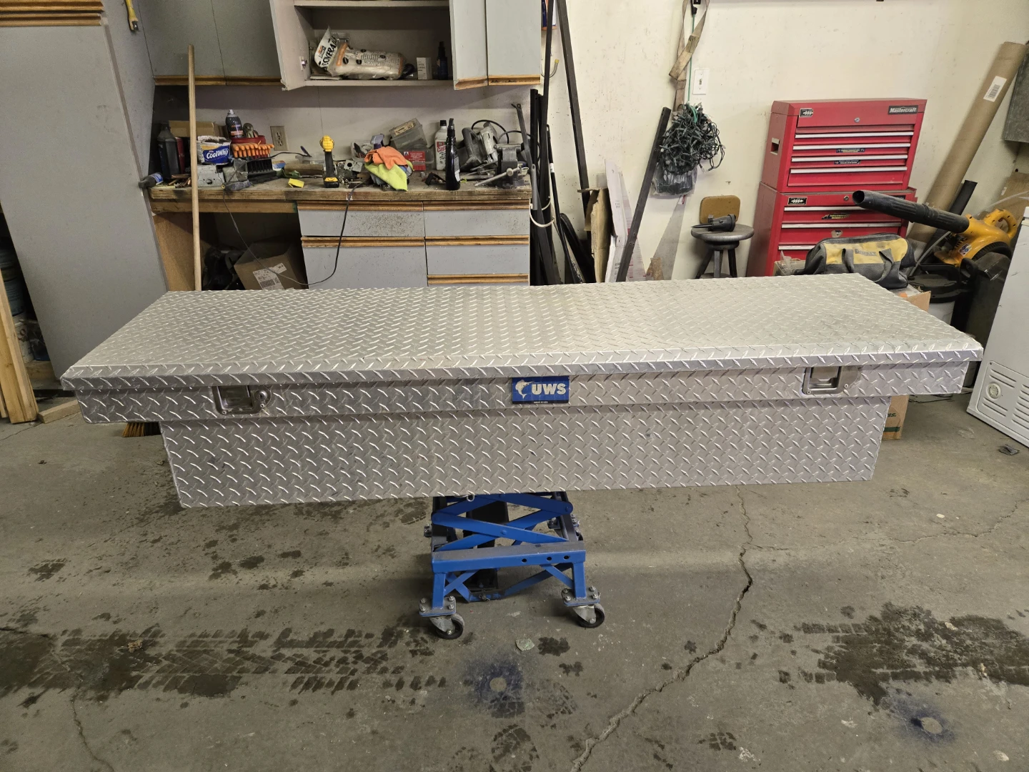 UWS Diamond Plate Truck Tool Box - photo 3