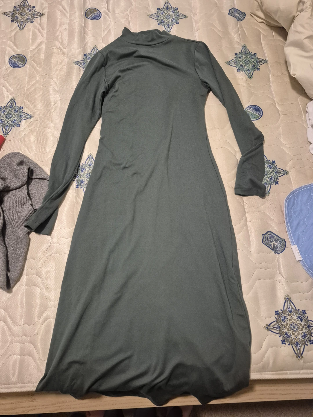 Bundle of Pregnancy Clothing - photo 3