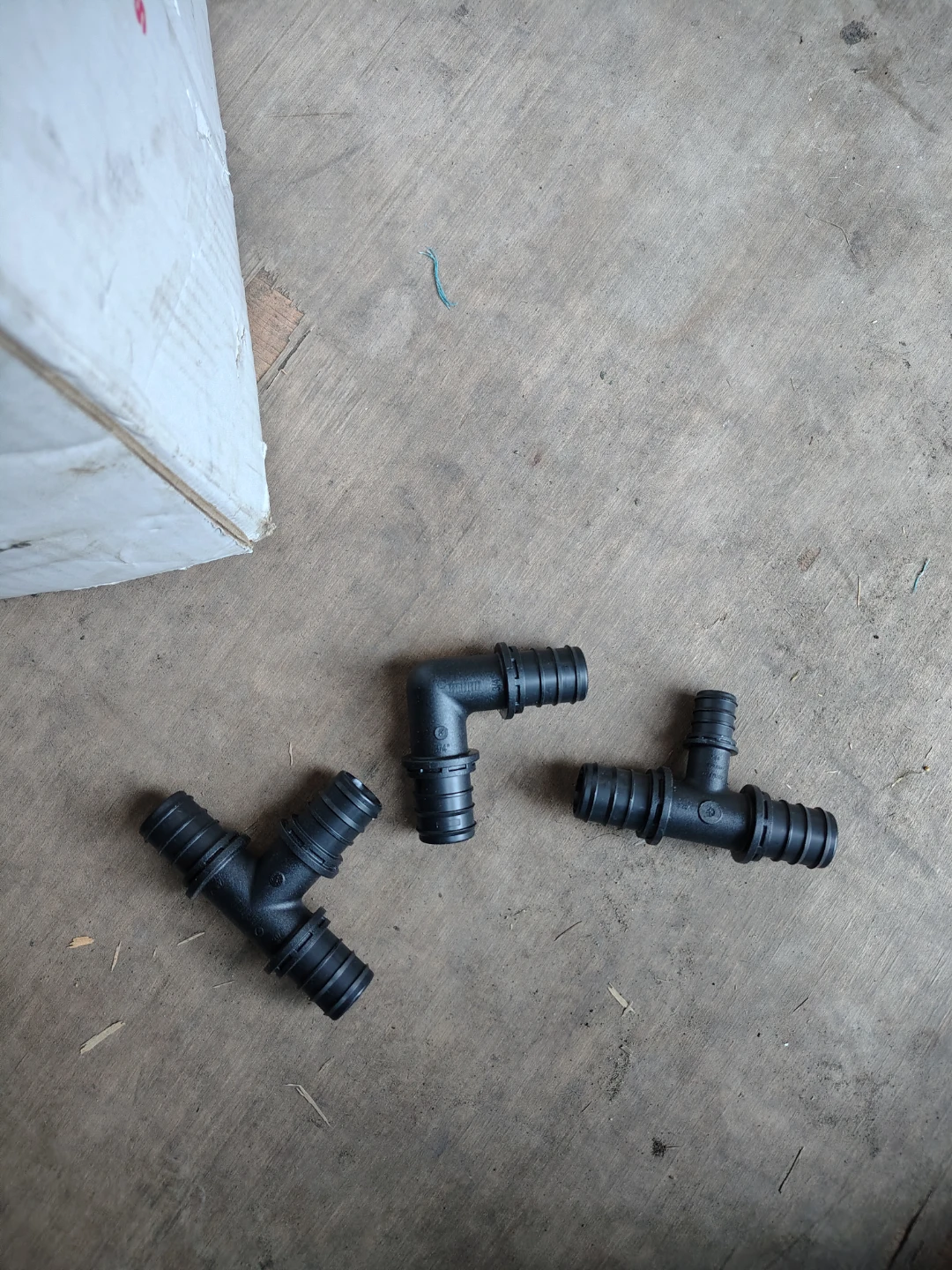 Black Plastic Pipe Fittings