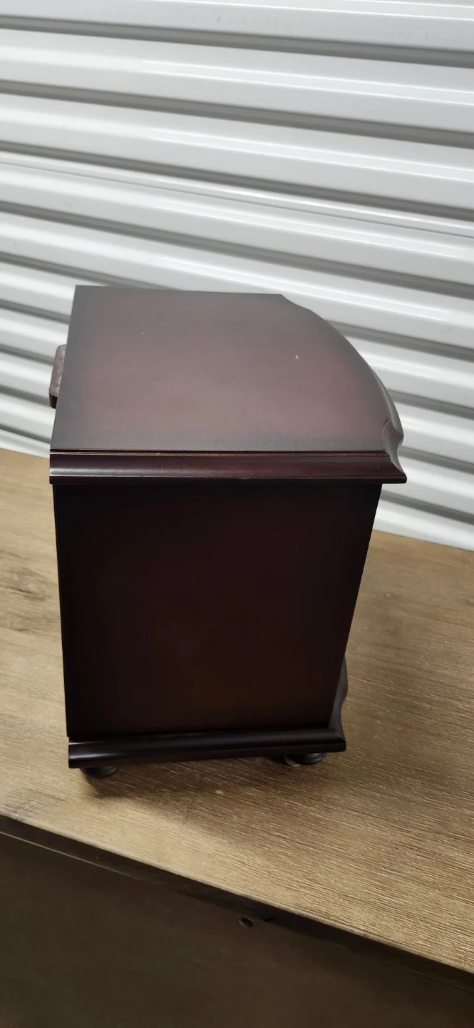 Wooden Jewelry box - photo 4
