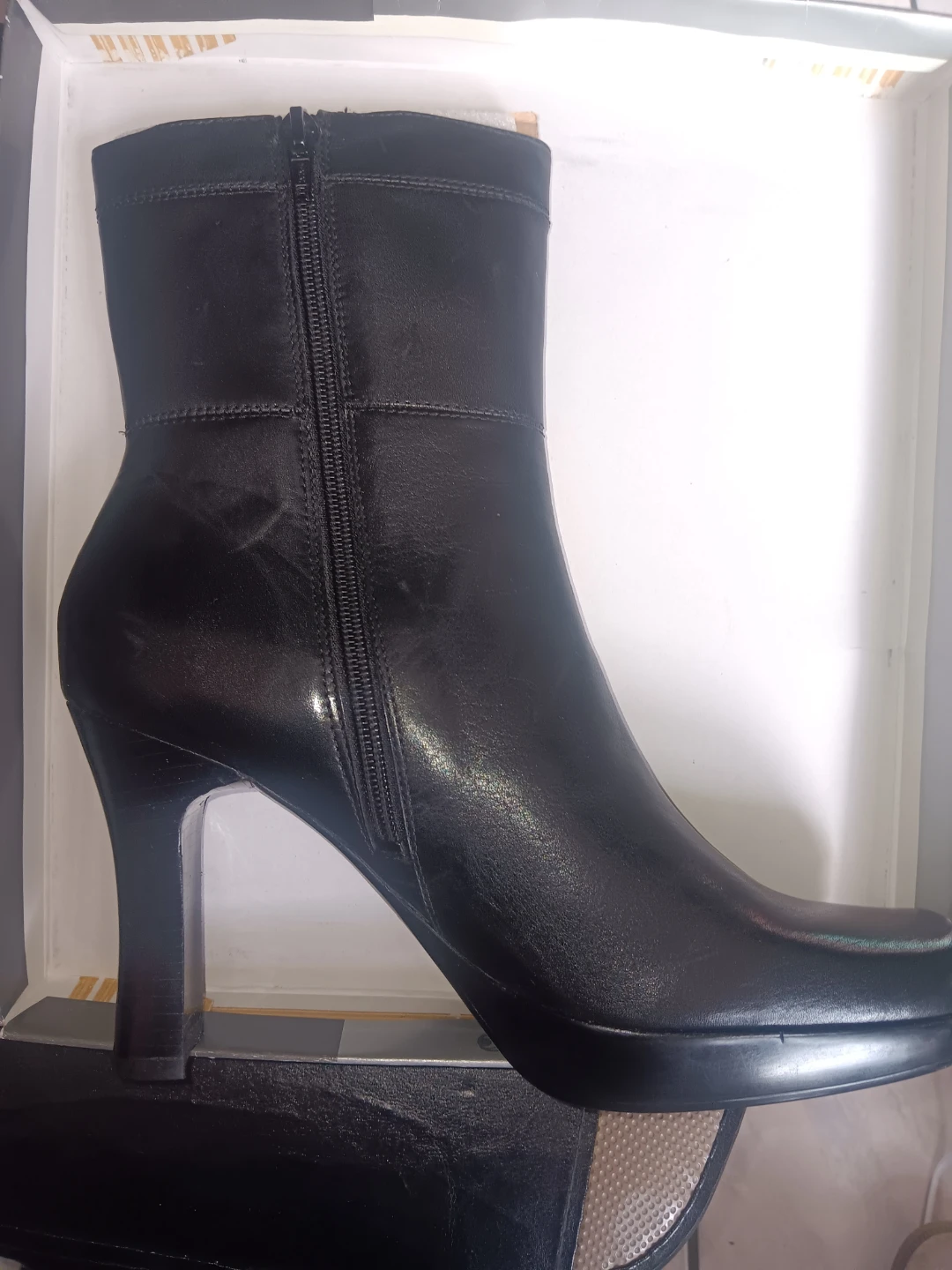 Nine & Company Black Leather Heeled Boots - photo 5