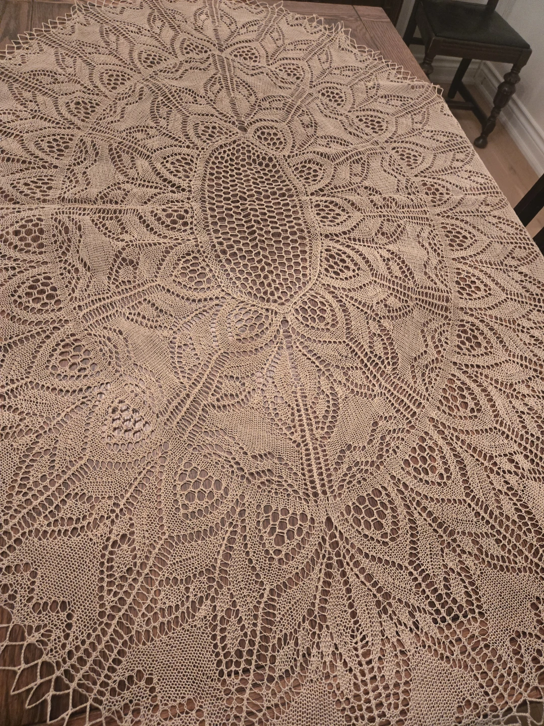 Hand Made Vintage Lace Tablecloth Runner - photo 2