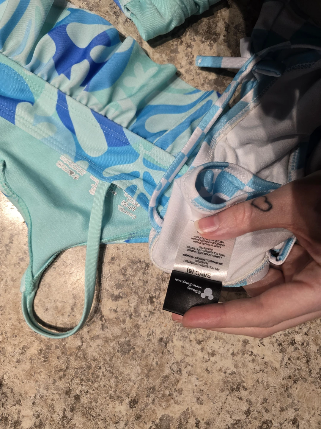 Swimsuits - Kids size 6 - photo 3