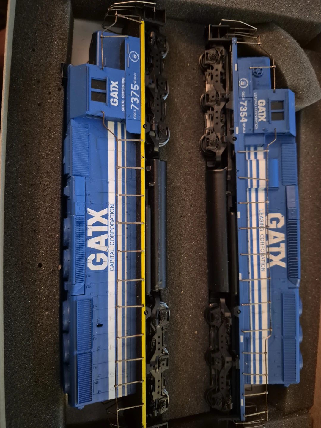 Athearn Special Edition GATX Blue Locomotives (2)
